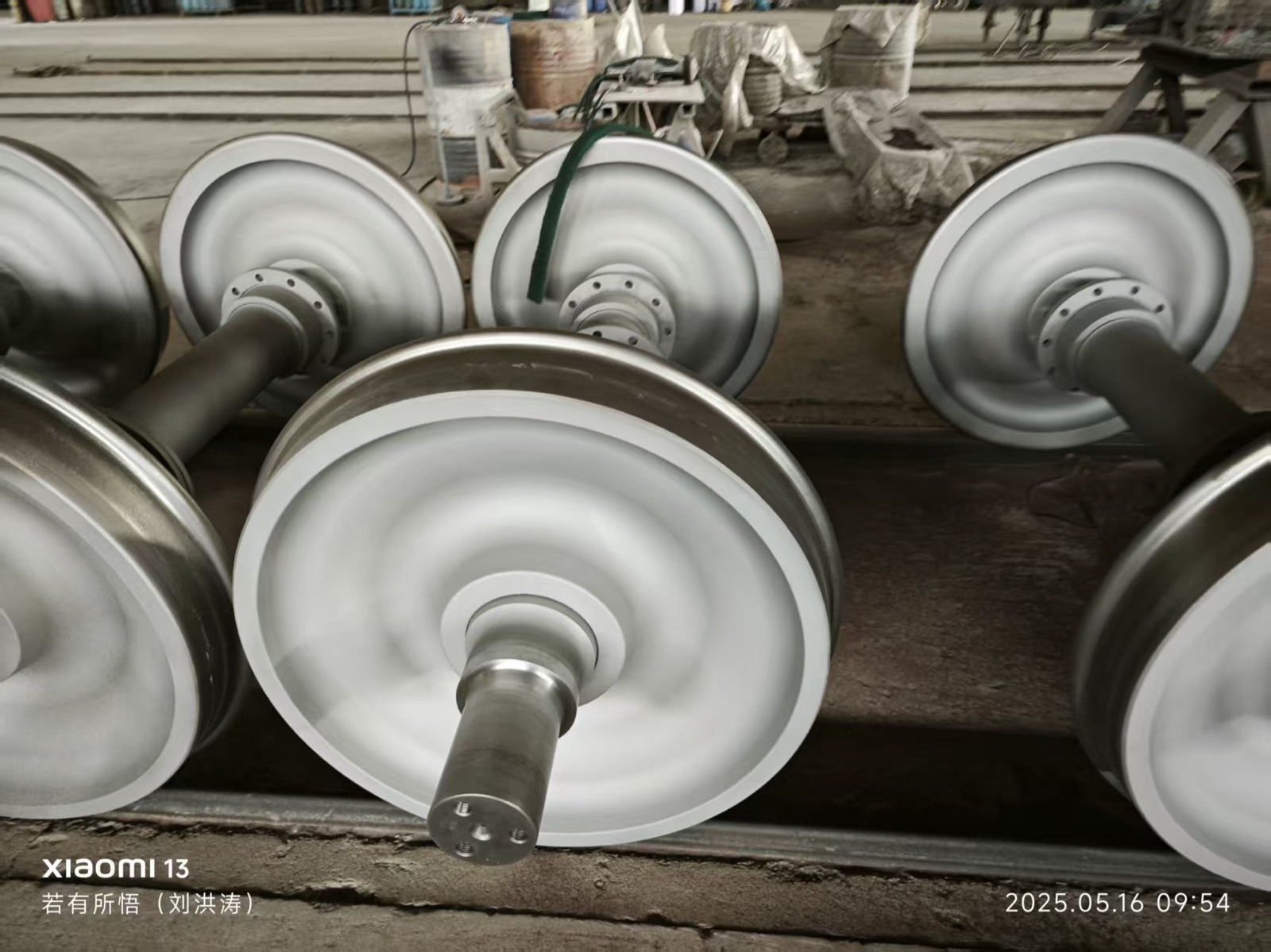 Railway wheelset blasting